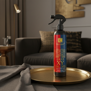 Spray d'ambiance Oud XY 500 ml Karamat dans un salon contemporain